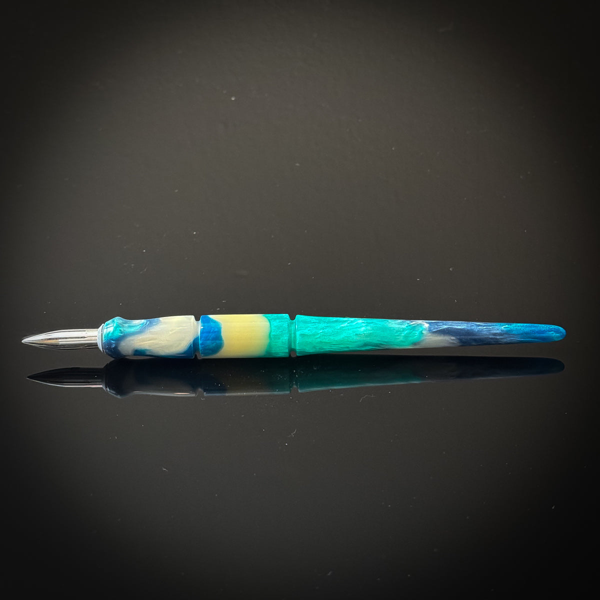Antarctica Modified Contoured Nib Holder