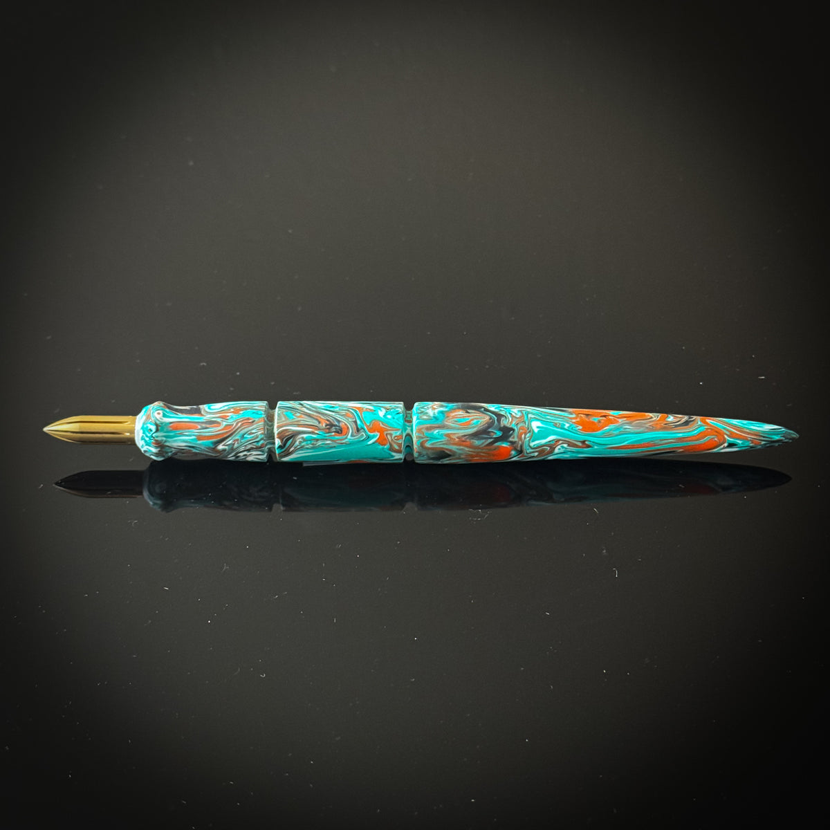 Gulf Livery Contoured Nib Holder