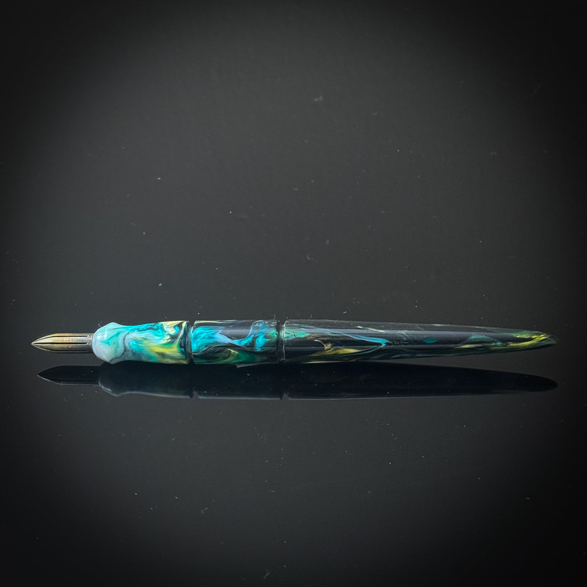 Ocarina Abalone Contoured Nib Holder